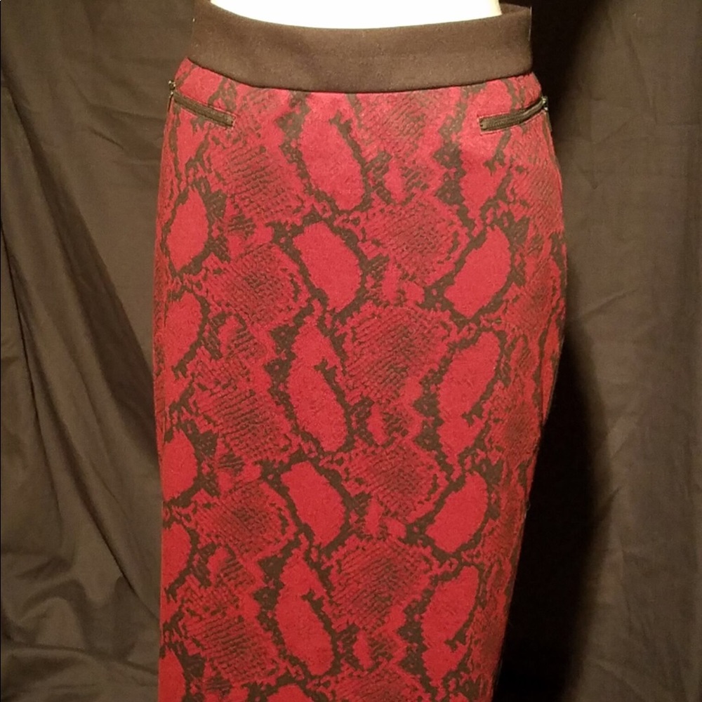 Kris Jenner stretch knit skirt